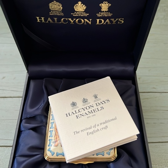 Halcyon Days I Work Hard So My Dogs Enamel Box - Picture 13 of 15